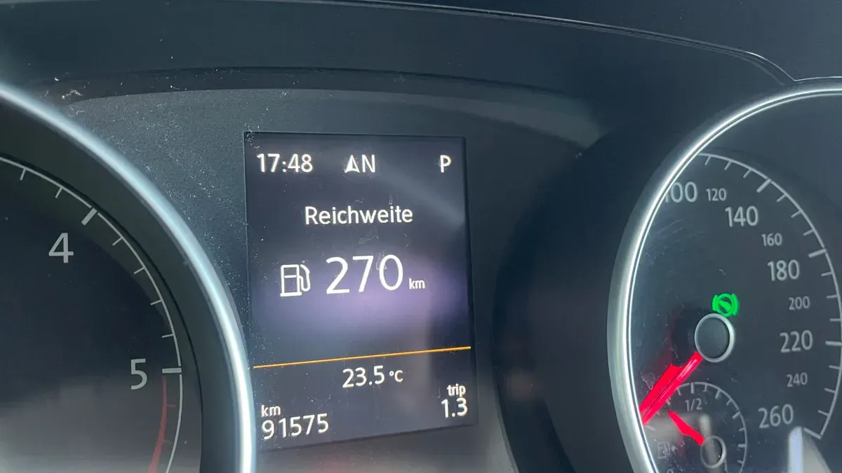Volkswagen Golf 2014 photo 2