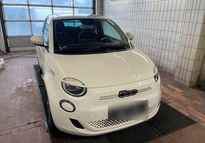 Fiat 500E