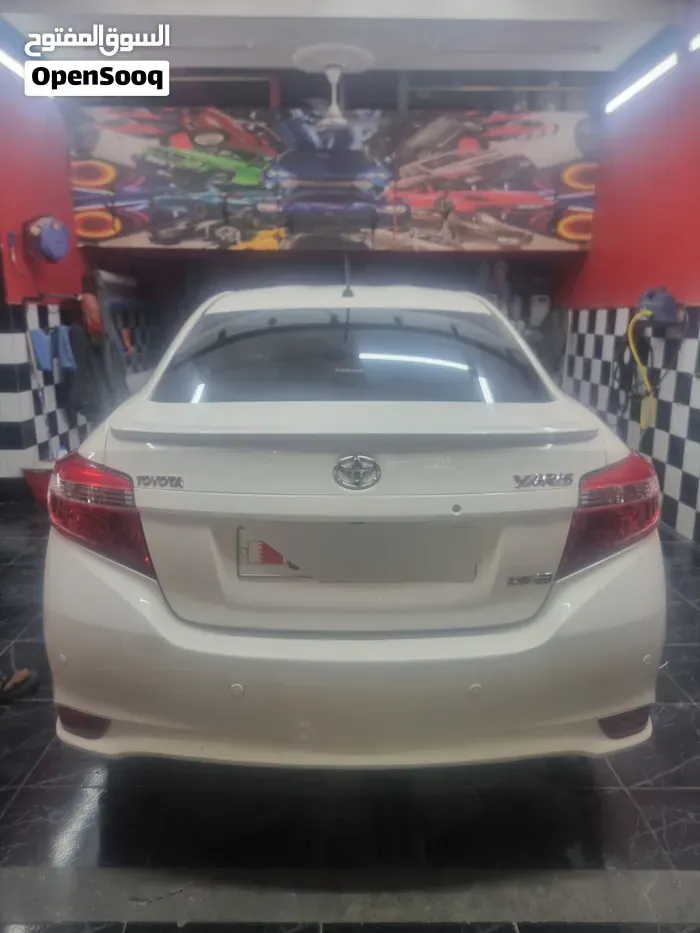 Toyota Yaris 2015 photo 3