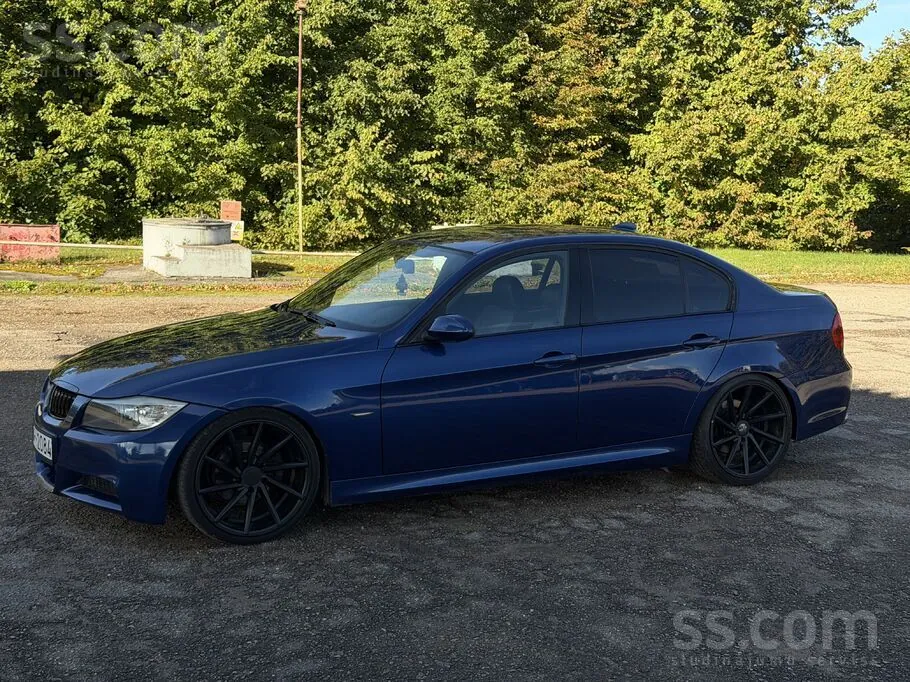 BMW 320 2006 photo 2