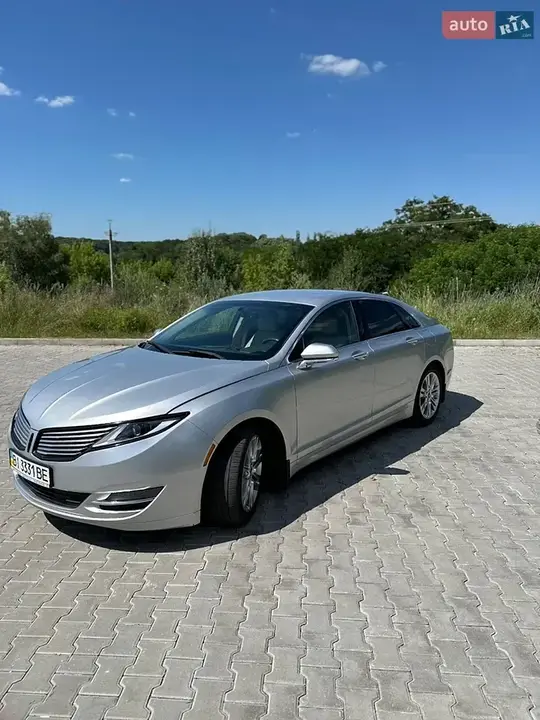 Lincoln Mkz