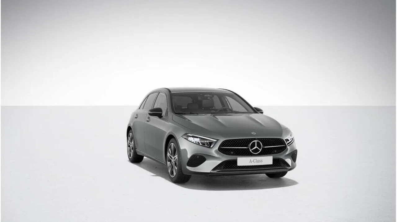 Mercedes-Benz A-Class photo 2
