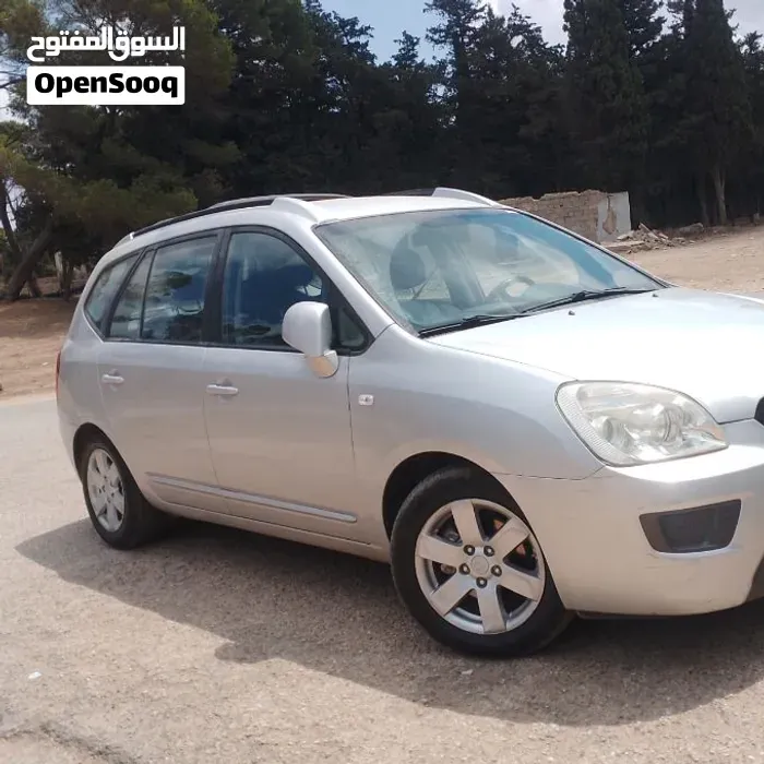 Kia Carens 2009 photo 5