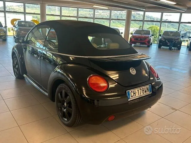 Volkswagen New Beetle 2003 photo 5