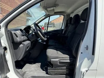 Renault Trafic 2021 photo 2