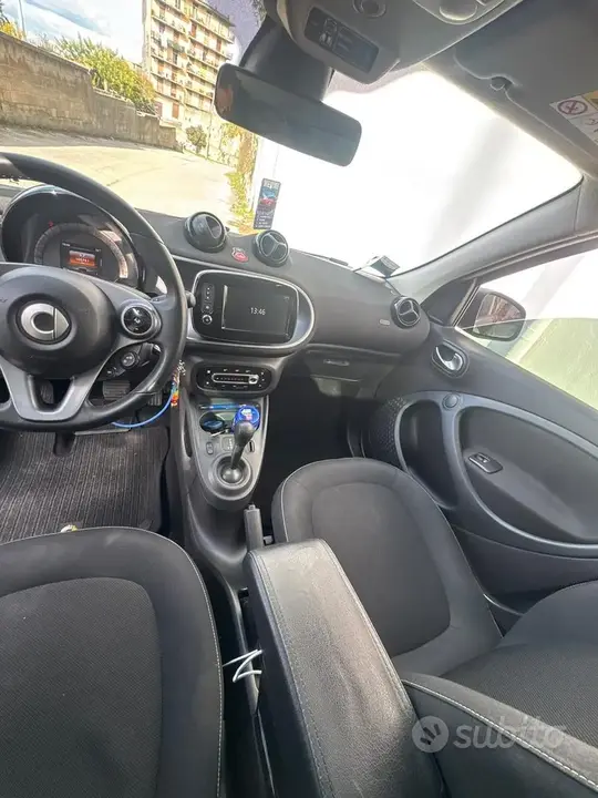 Smart Forfour 2019 photo 5