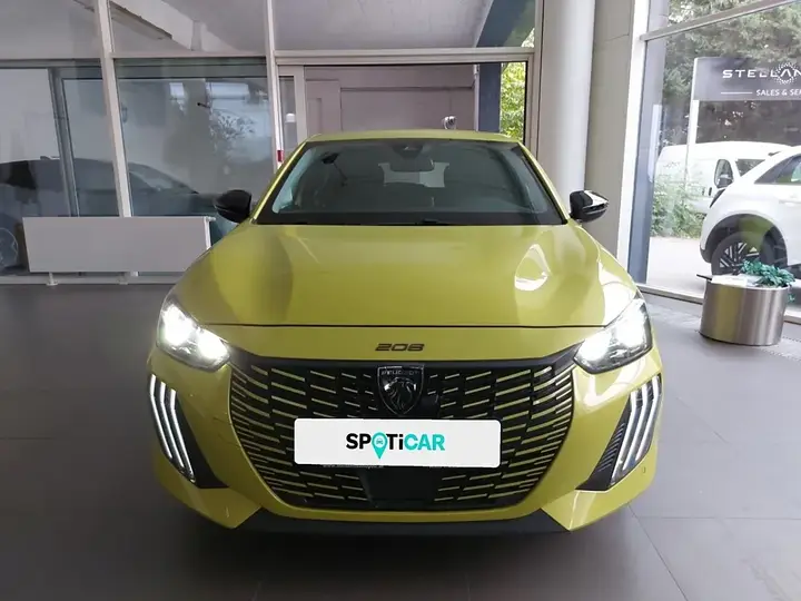 Peugeot 208 2025 photo 2