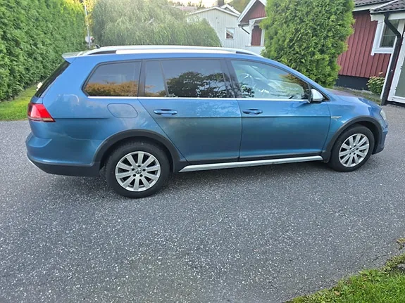 Volkswagen Golf Alltrack 2017 photo 4