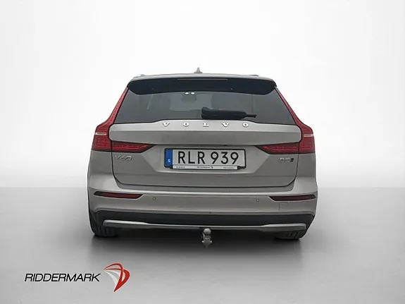 Volvo V60 Cross Country 2023 photo 5