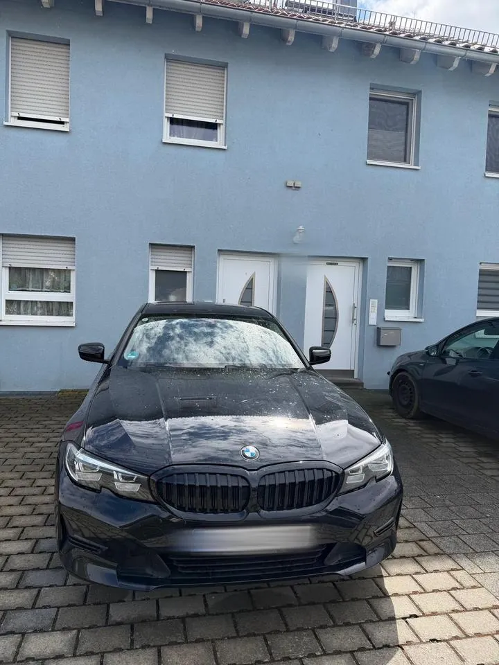BMW 318I