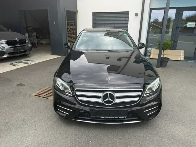 Mercedes-Benz E-Class 2017 photo 2