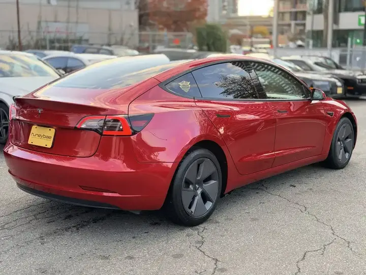 Tesla Model 3 2023 photo 5