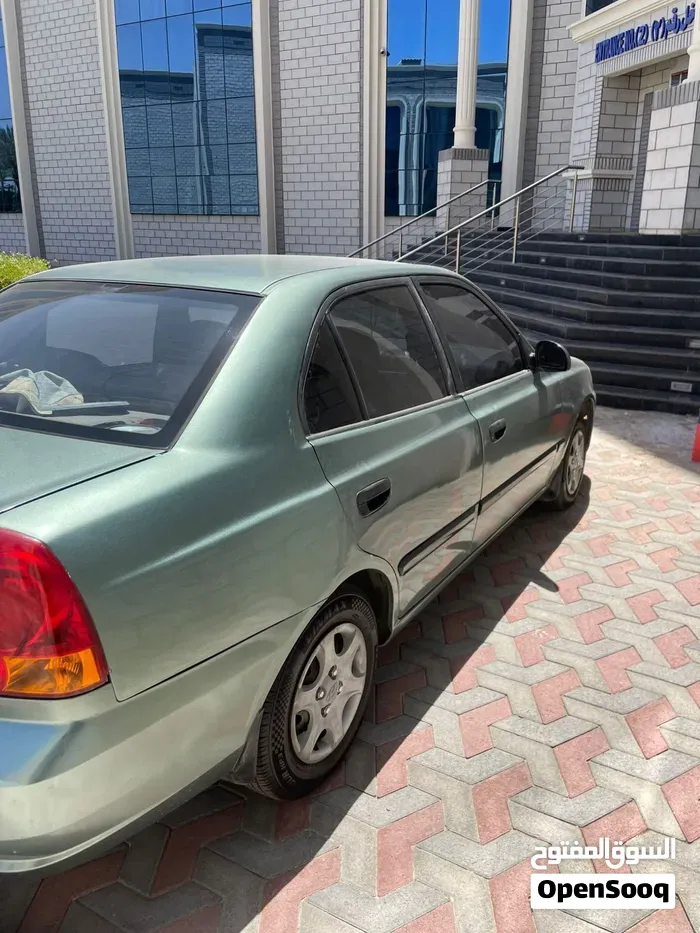 Hyundai Accent 2004 photo 3