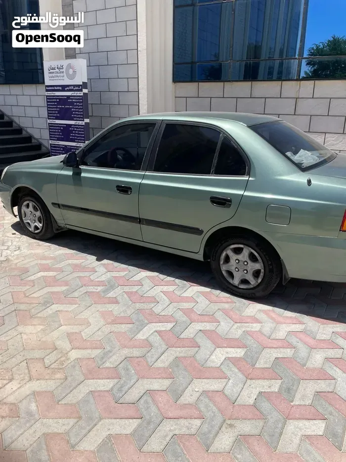 Hyundai Accent 2004 photo 4