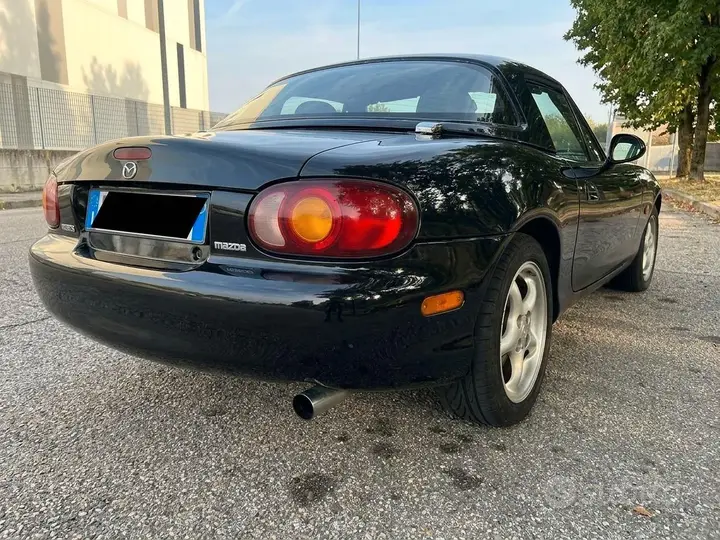 Mazda Mx-5 2000 photo 3
