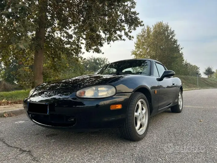 Mazda Mx-5 2000 photo 5
