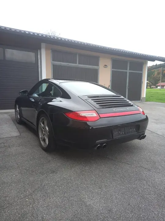 Porsche 911 2010 photo 3