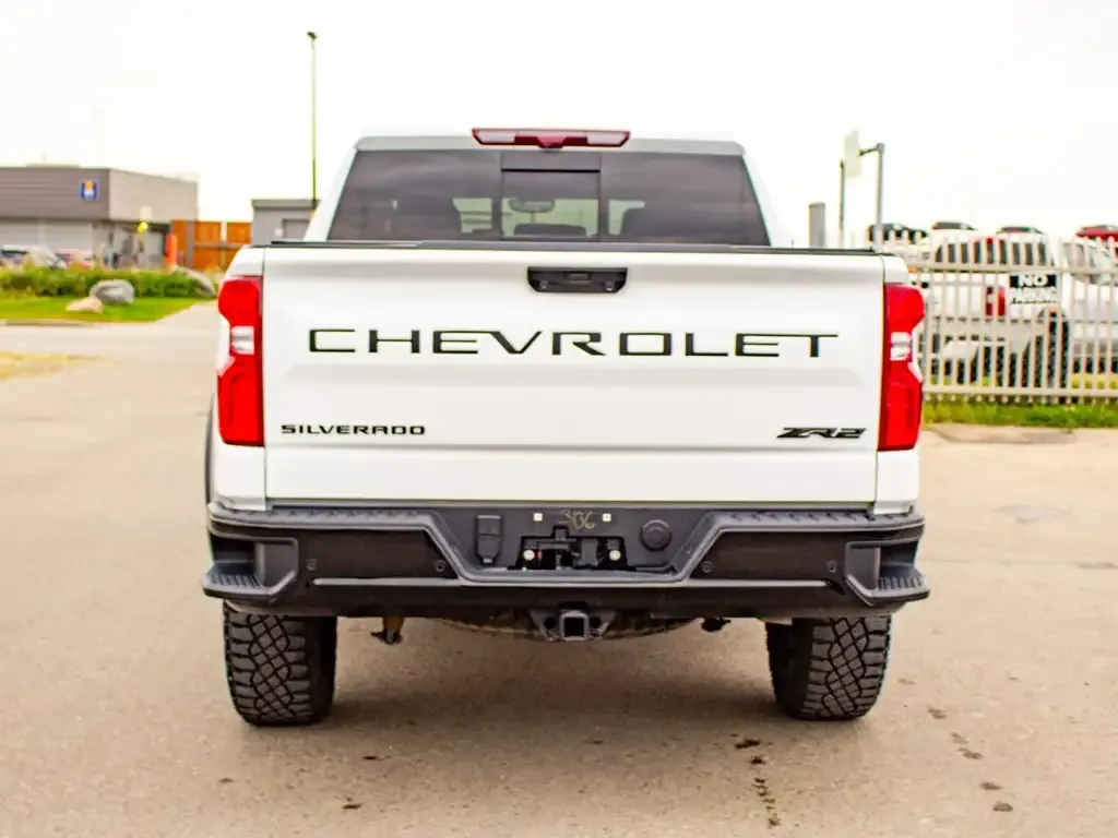 Chevrolet Silverado 1500 2025 photo 4