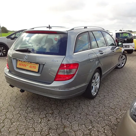 Mercedes-Benz C200 2011 photo 3