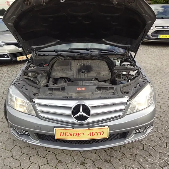 Mercedes-Benz C200 2011 photo 5