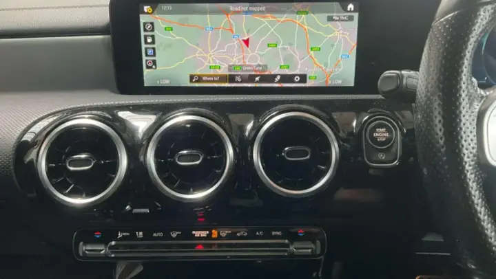 Mercedes-Benz Cla 2022 photo 2