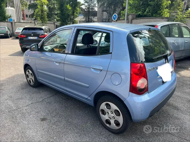 Kia Picanto 2010 photo 5