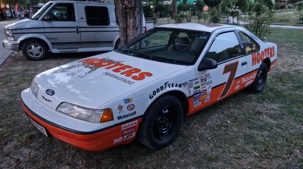Ford Thunderbird