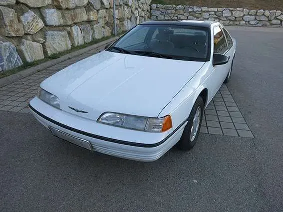 Ford Thunderbird 1992 photo 3