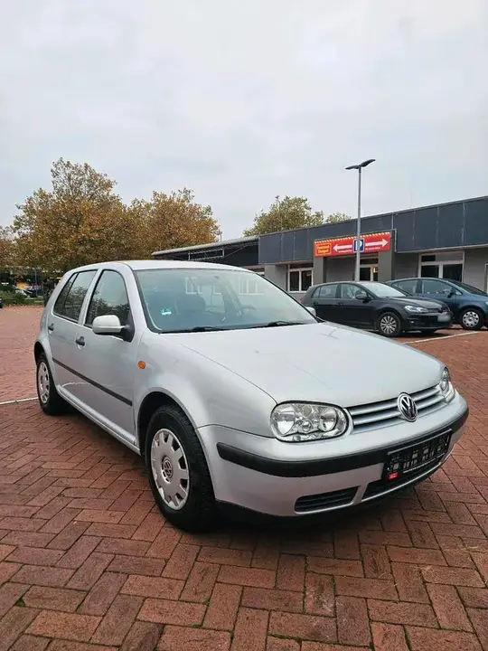 Volkswagen Golf 4