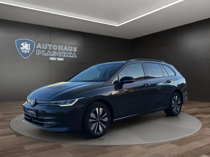 Volkswagen Golf Viii