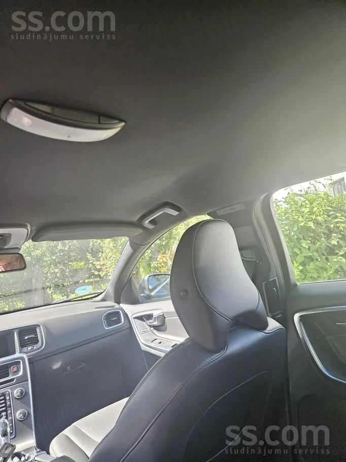 Volvo V60 2014 photo 5