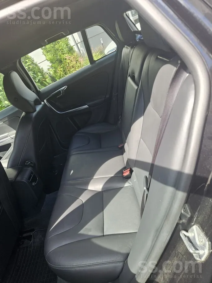 Volvo V60 2014 photo 3