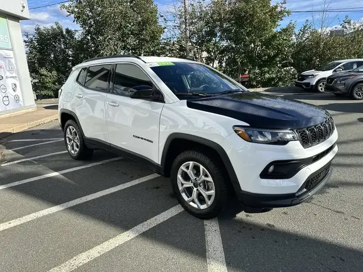 Jeep Compass 2025 photo 2