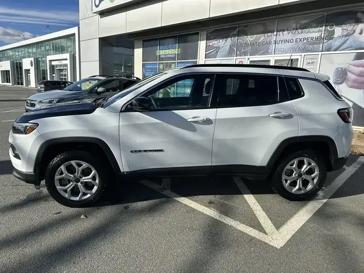 Jeep Compass 2025 photo 5