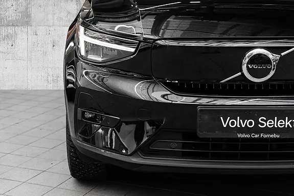 Volvo Xc40 2023 photo 2