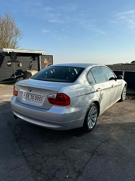 BMW 325I 2005 photo 4