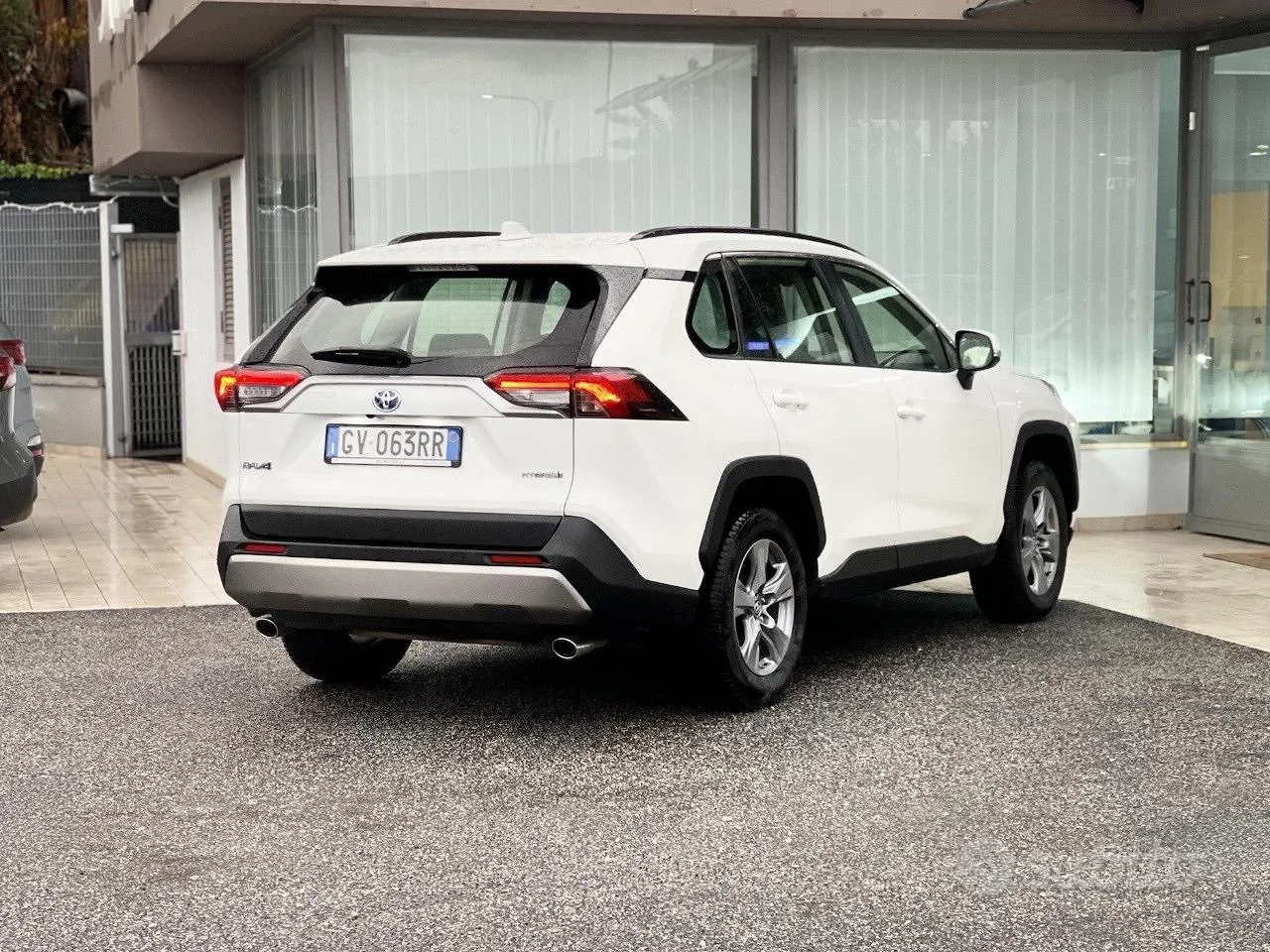 Toyota Rav4 2024 photo 5