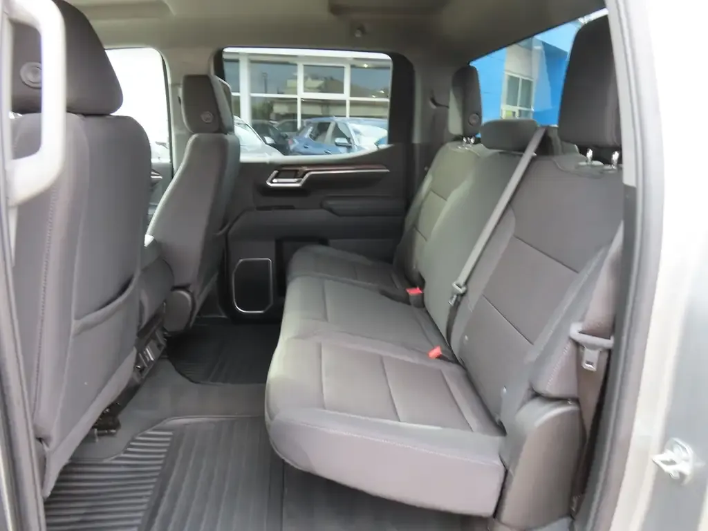 Chevrolet Silverado 1500 2025 photo 5