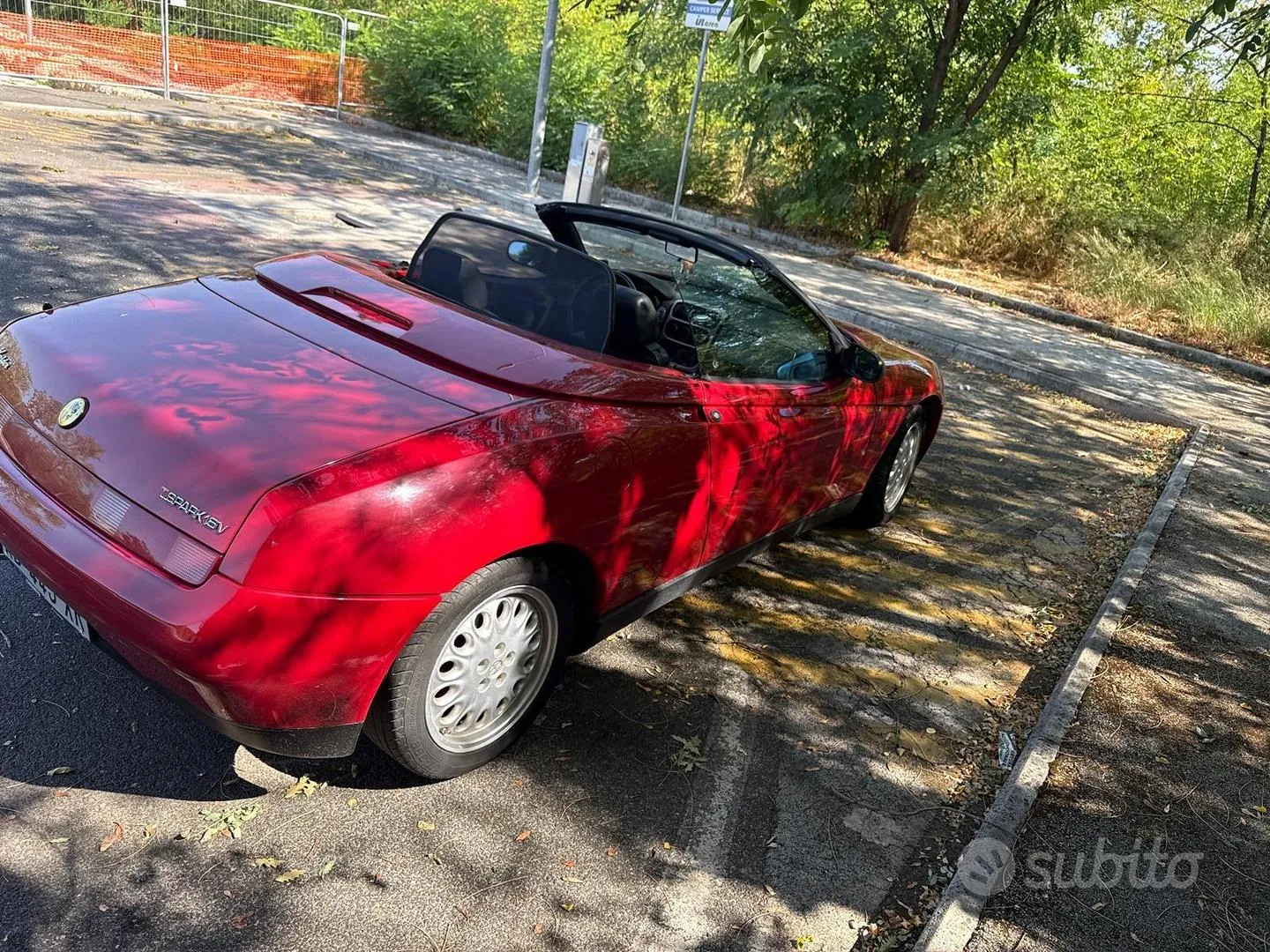 Alfa Romeo Spider 1995 photo 3