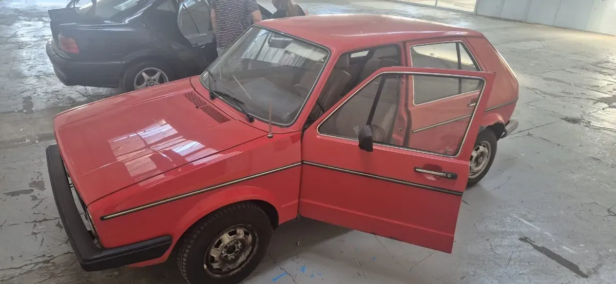 Volkswagen Golf 1982 photo 2