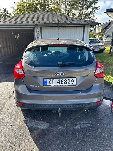 Ford Focus 2011 photo 3