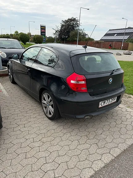 BMW 116D 2011 photo 4