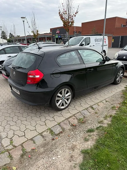 BMW 116D 2011 photo 3
