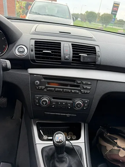 BMW 116D 2011 photo 5