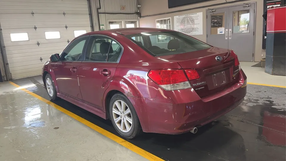Subaru Legacy 2012 photo 3