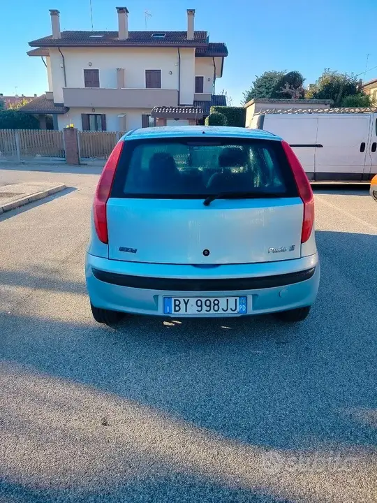 Fiat Punto 2002 photo 3