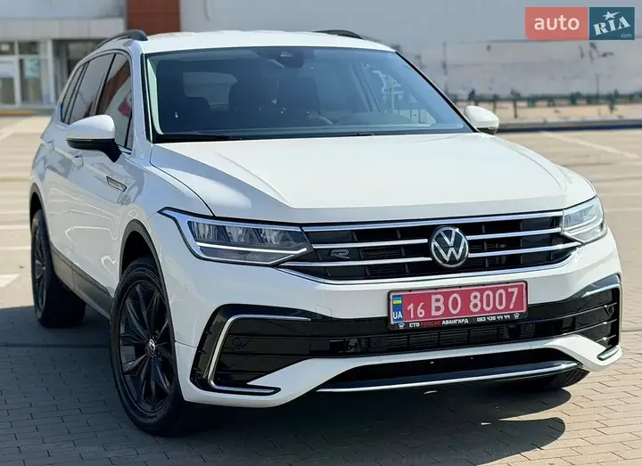 Volkswagen Tiguan 2024 photo 4
