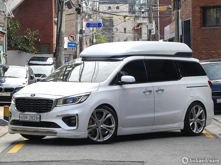 Kia Carnival 2019 photo 2