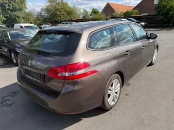 Peugeot 308 2014 photo 3