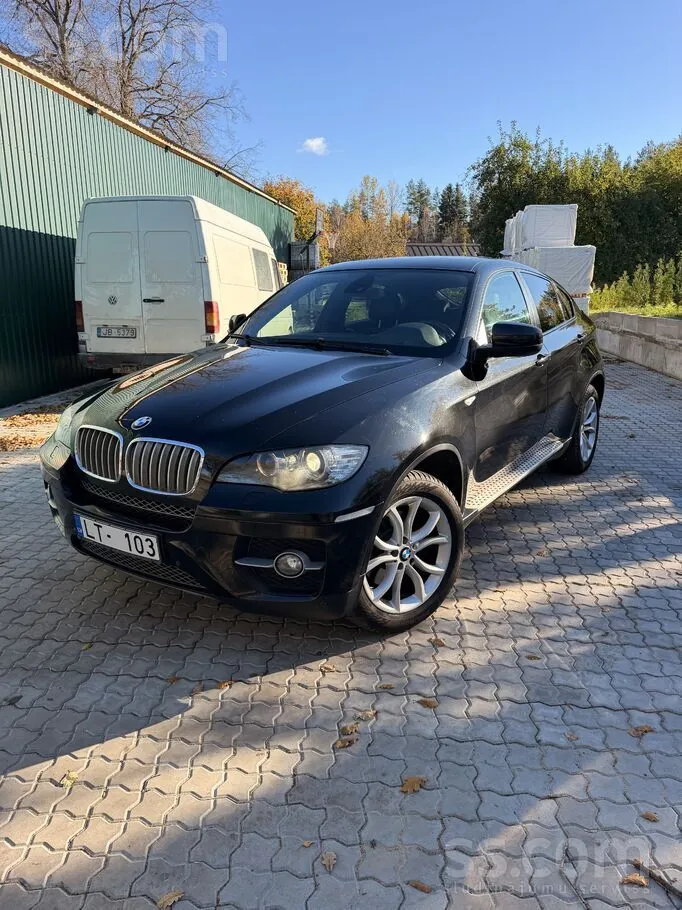 BMW X6